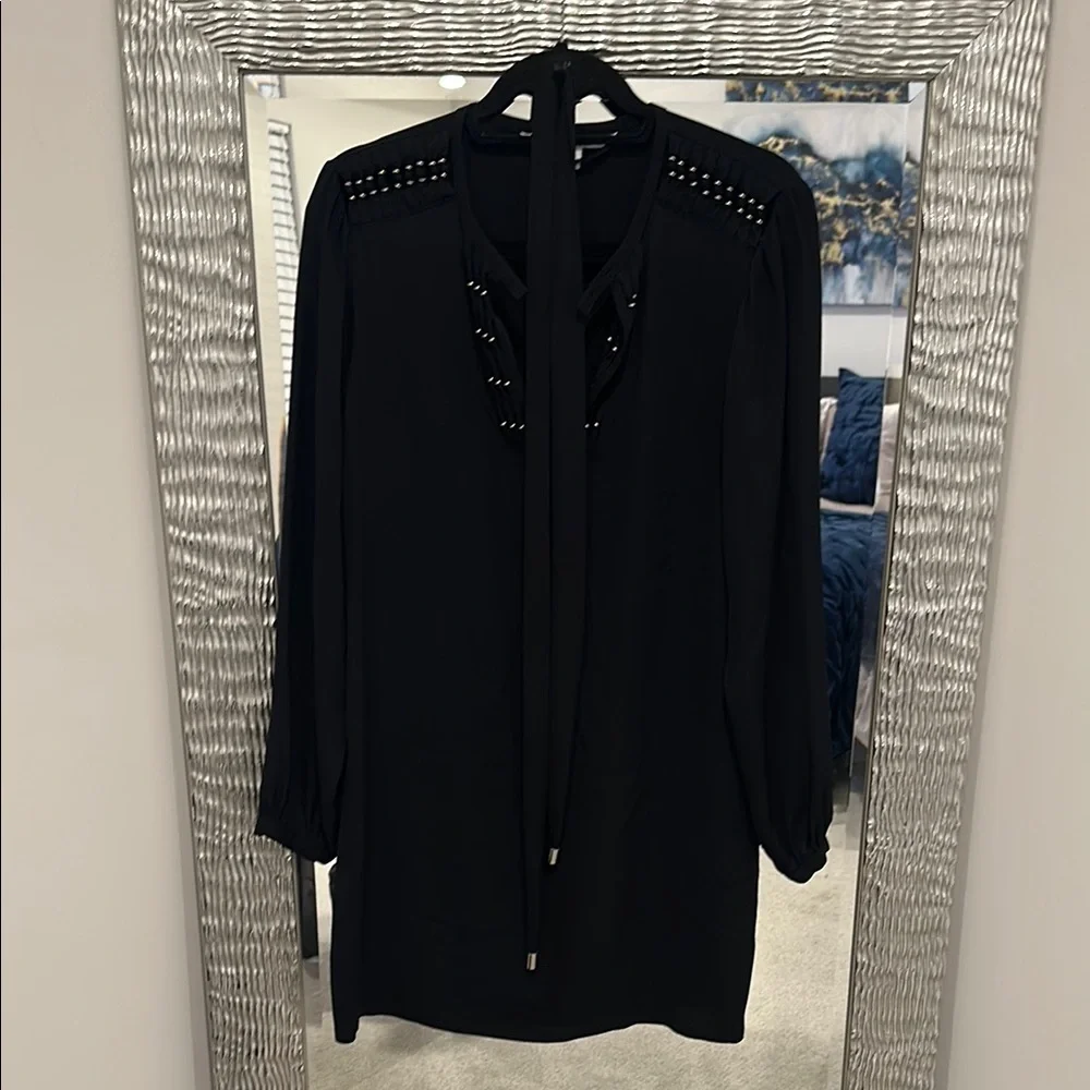Chic Black DVF Tunic Dress - Picture 1 of 1